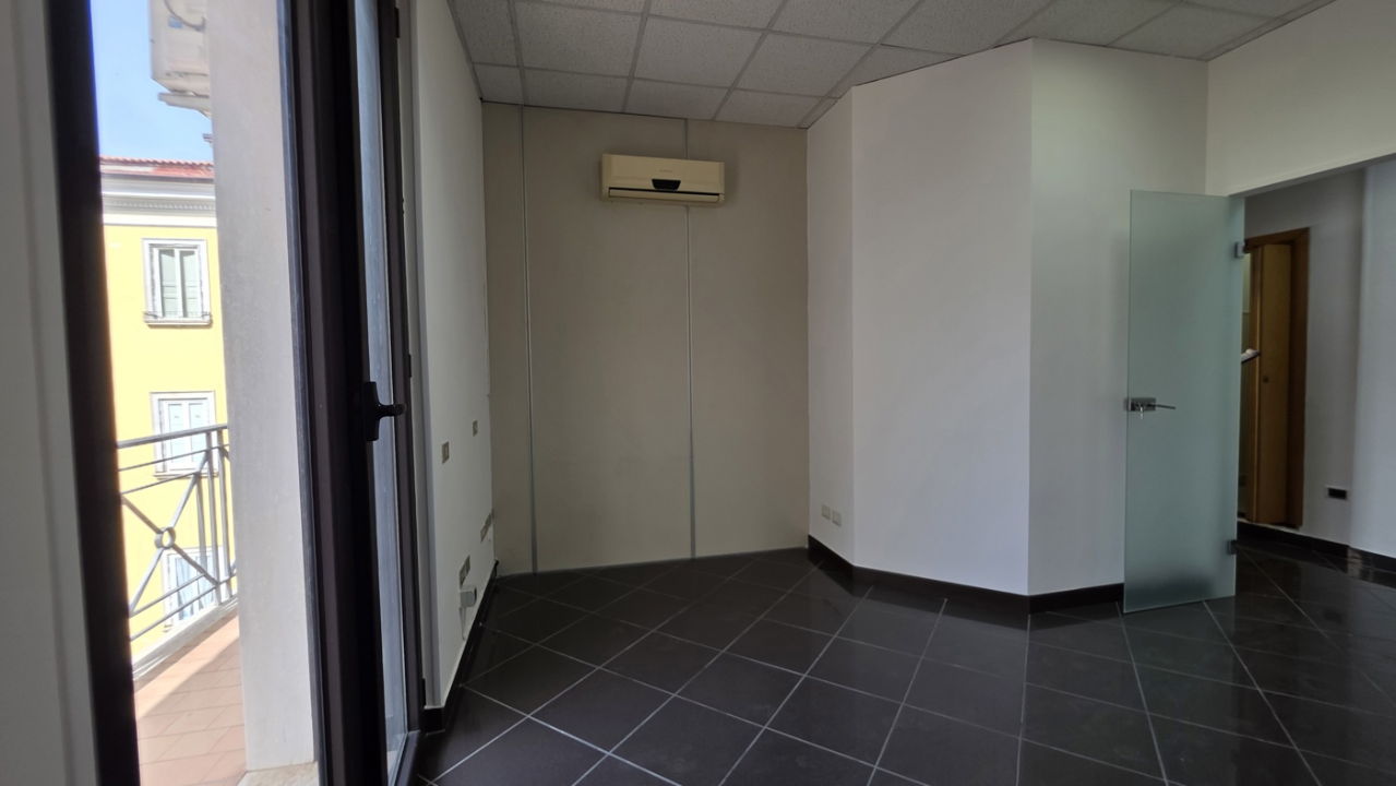 Ufficio - Image 20