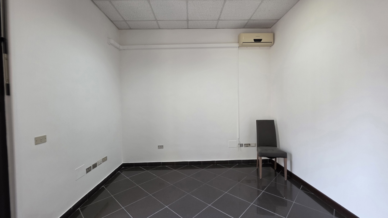 Ufficio - Image 13