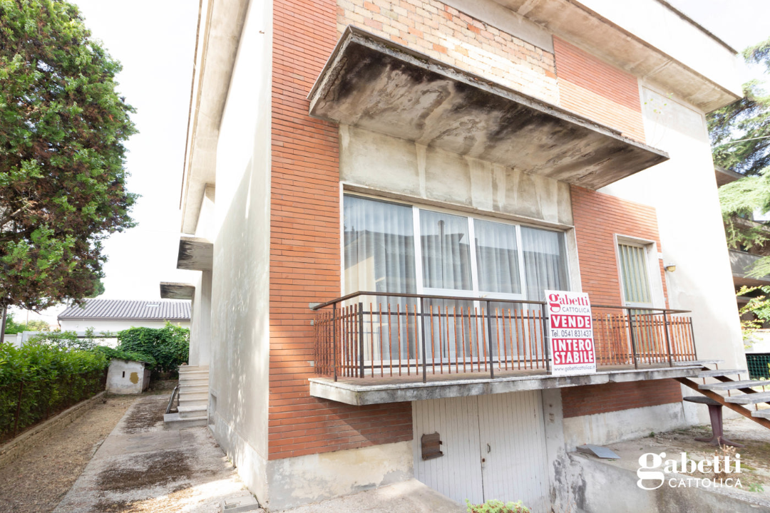 Villa - Image 1