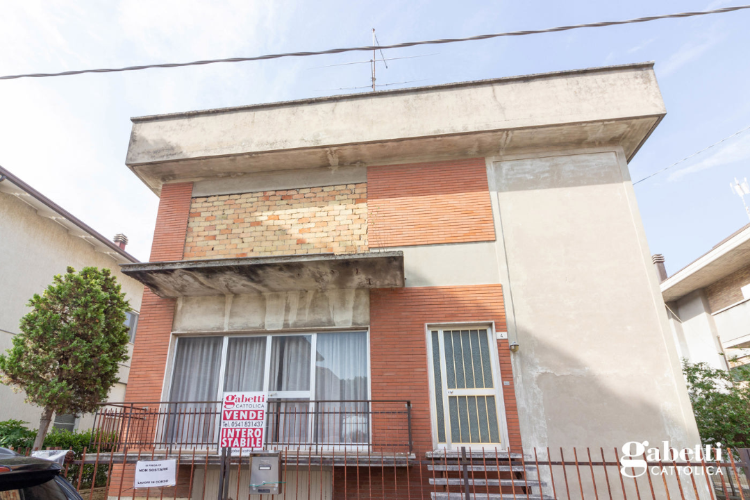 Villa - Image 2