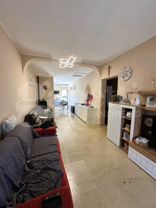 Villa - Image 7