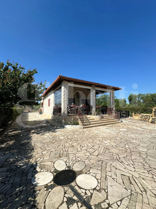 Villa - Image 20