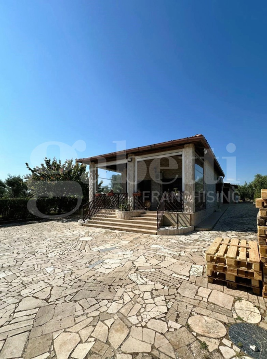 Villa - Image 19