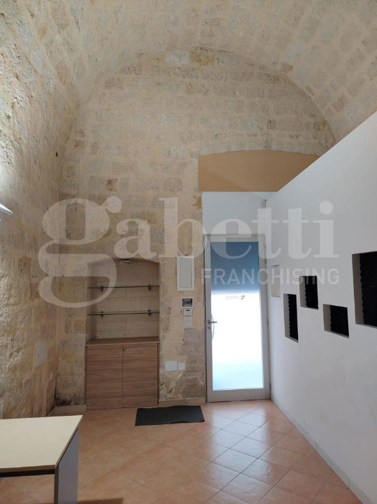 Altro - Image 6