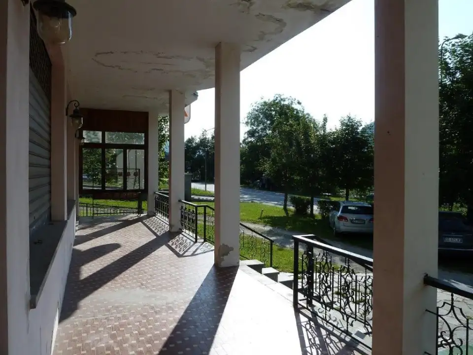Hotel - Image 4
