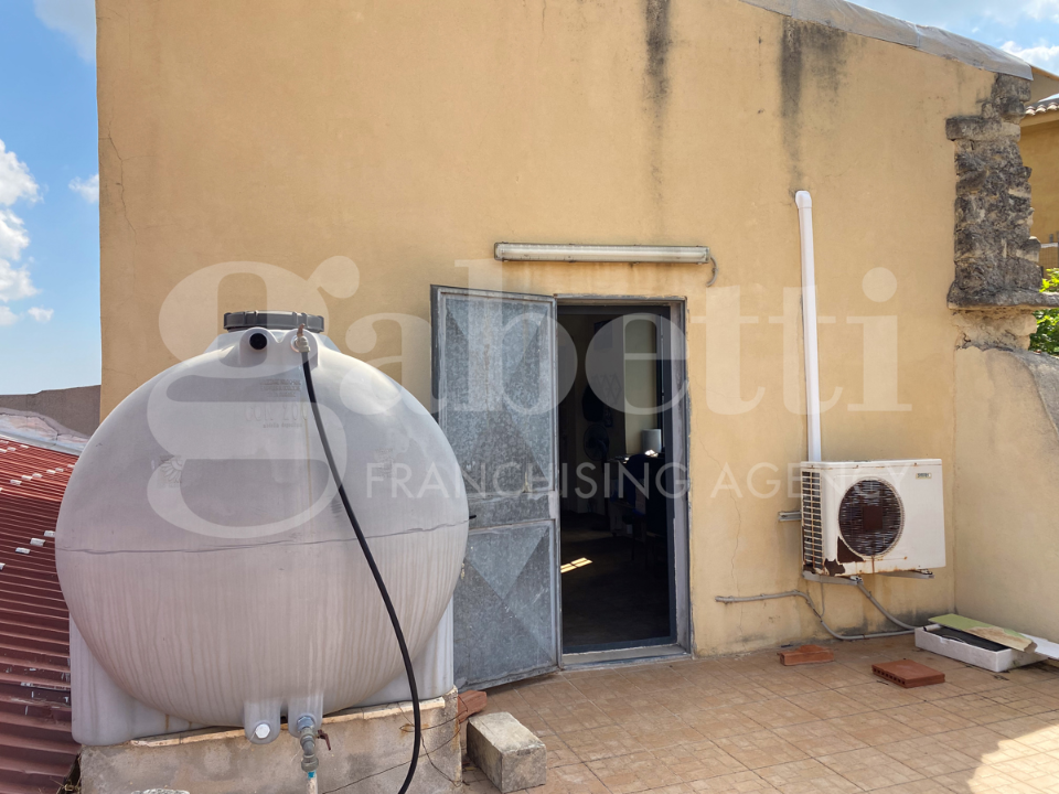 Laboratorio - Image 15