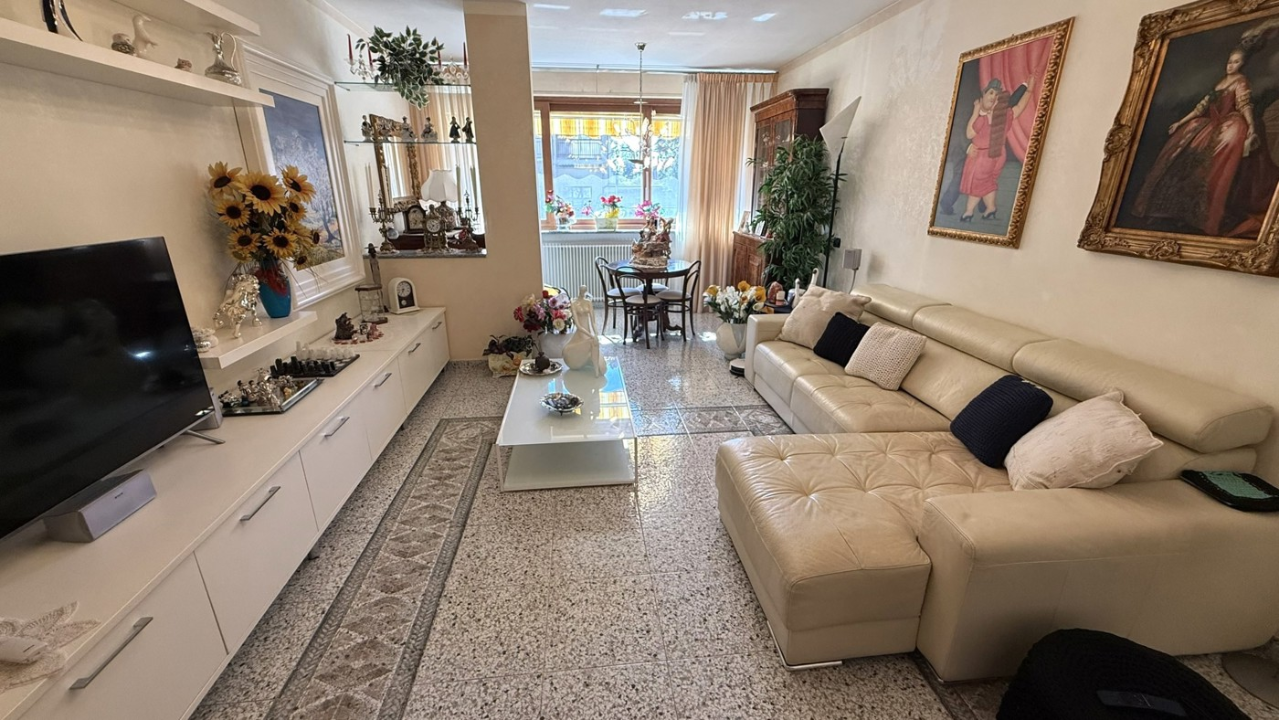 Villa - Image 7