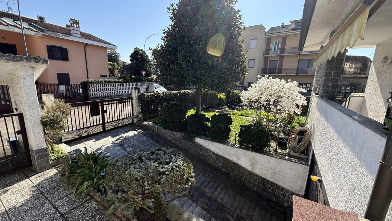 Villa - Image 4