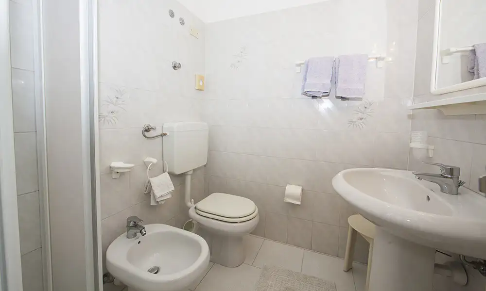 Hotel - Image 12