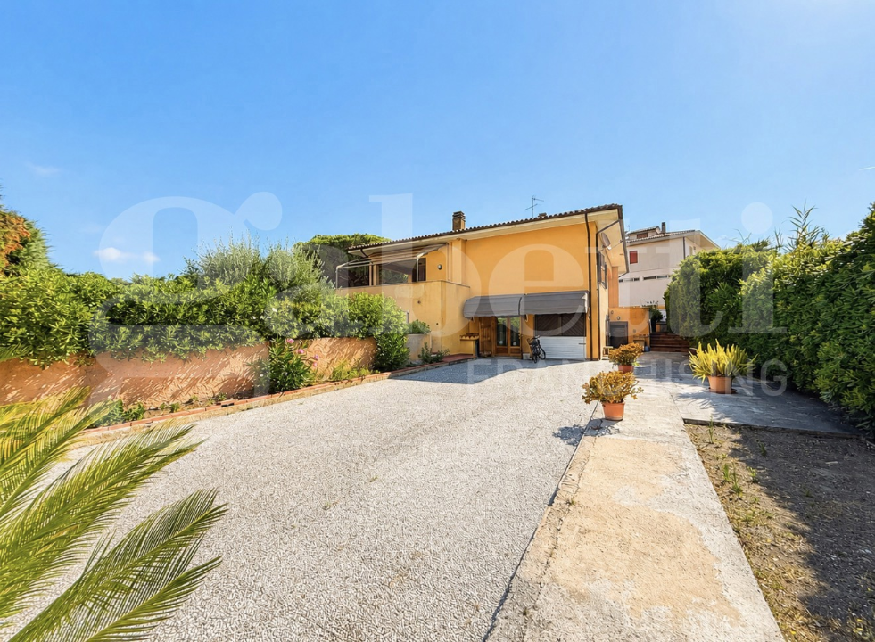 Villa - Image 29