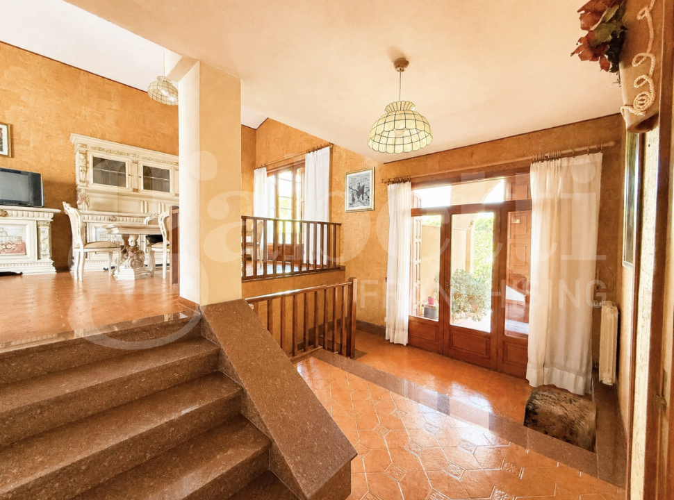 Villa - Image 16