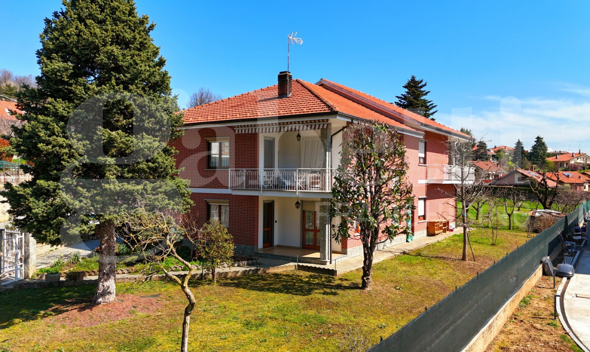 Villa - Image 3
