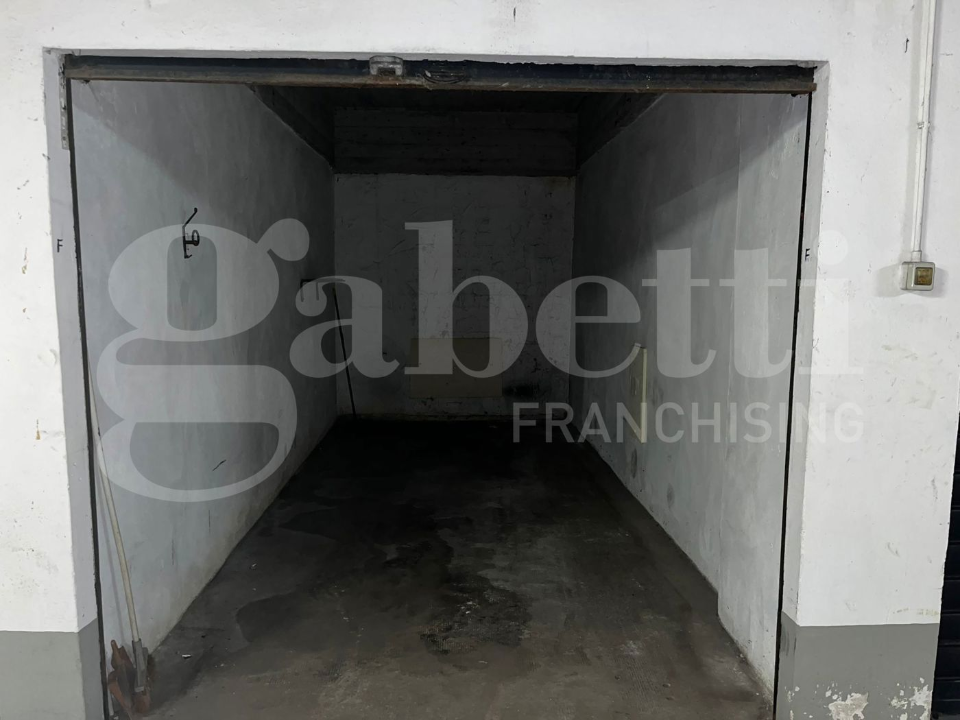 Box - Image 4