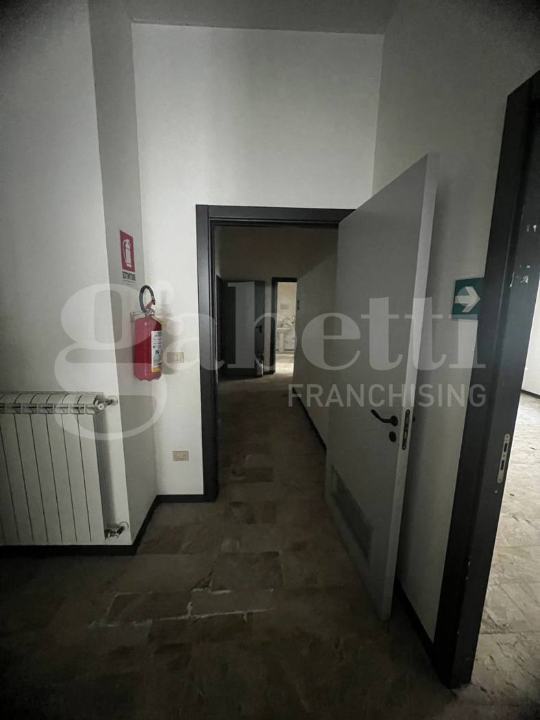 Magazzino - Image 11