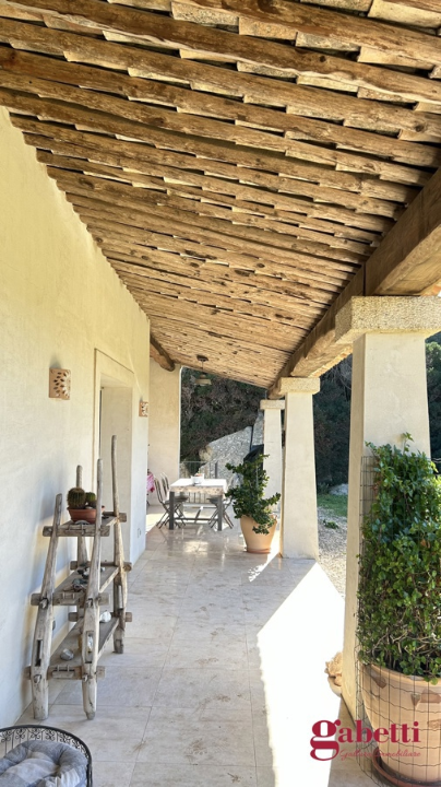 Villa - Image 4