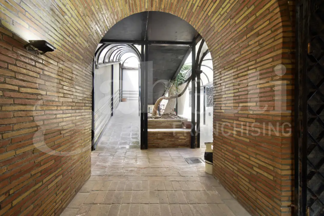 Palazzina - Image 19