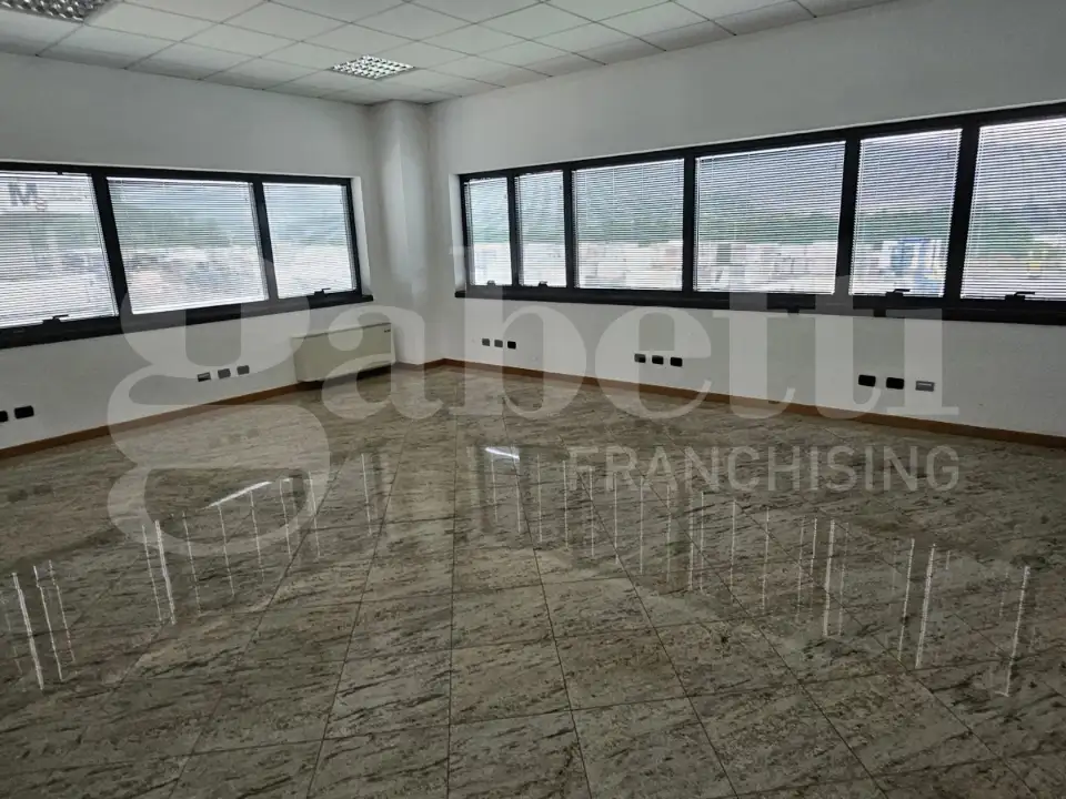 Capannone - Image 14