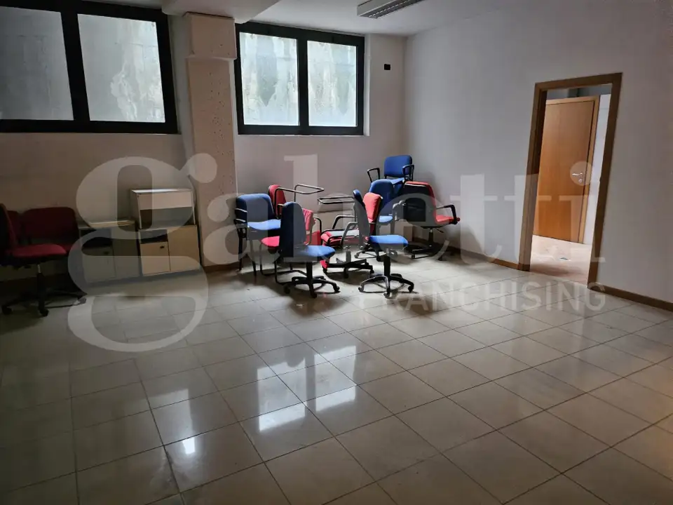 Capannone - Image 12