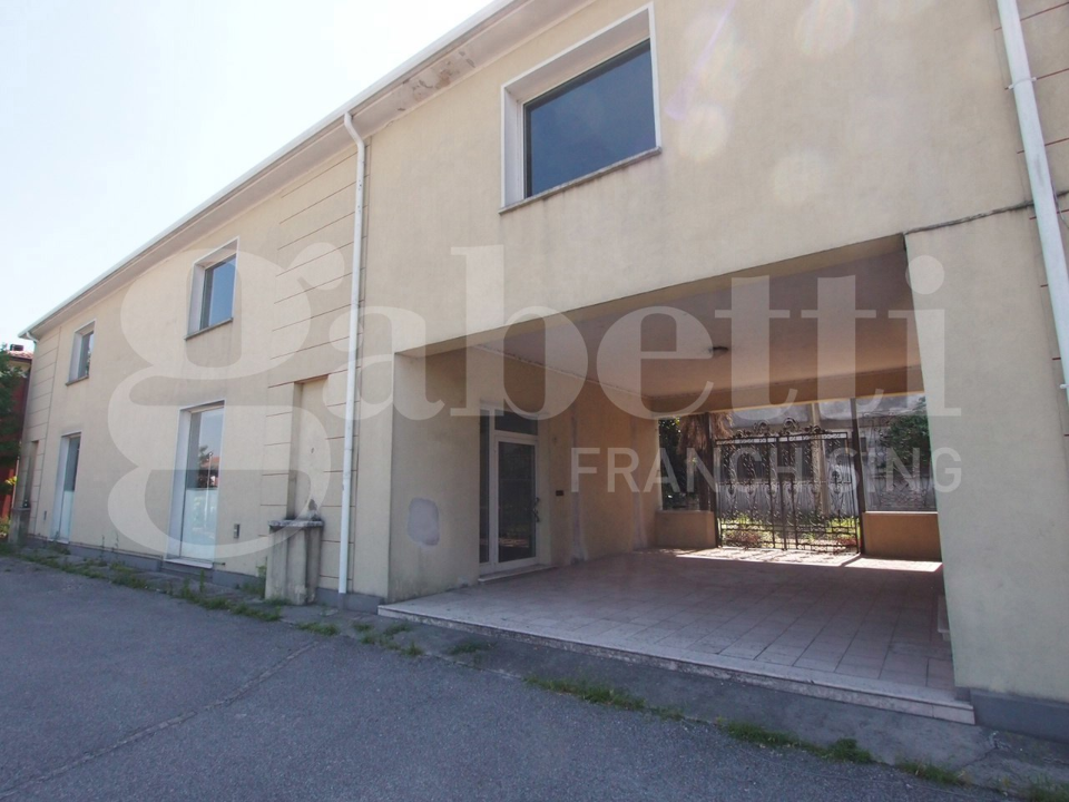 Capannone - Image 41