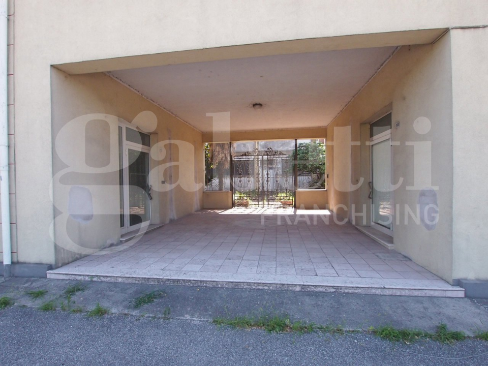 Capannone - Image 42