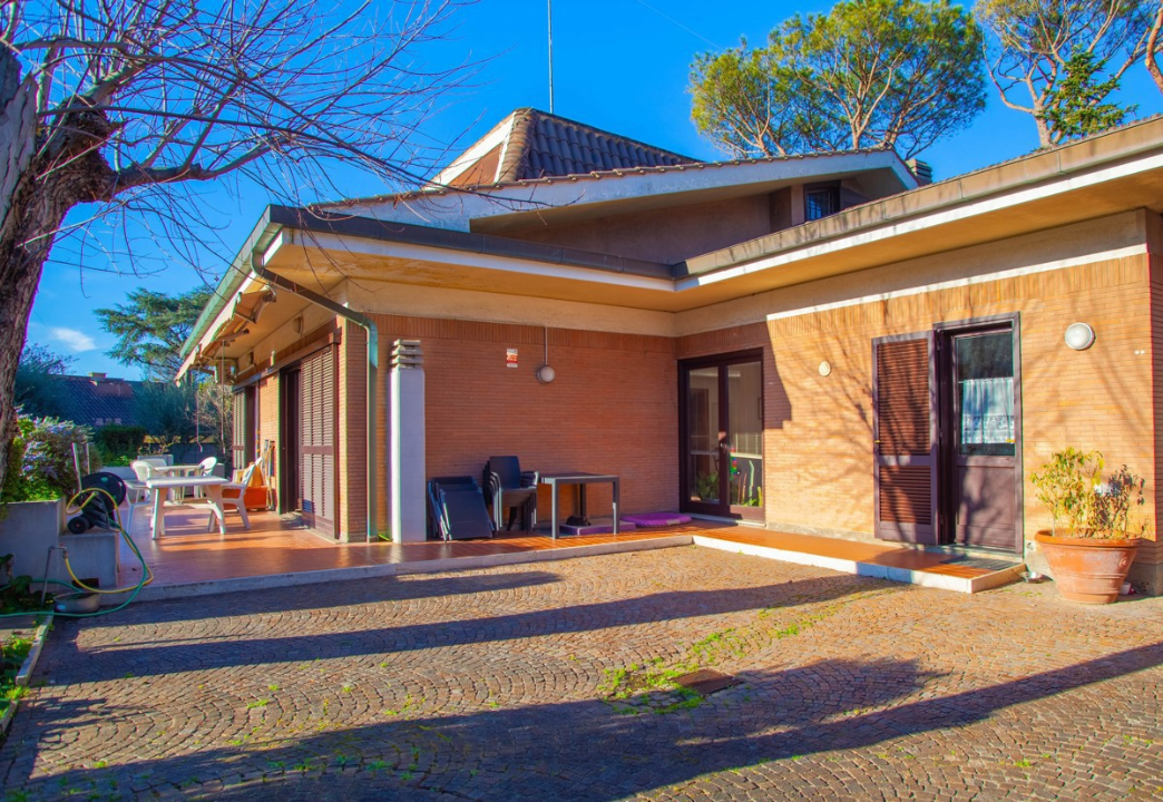 Villa - Image 5