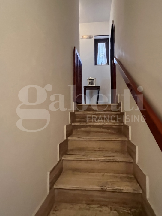 Villa - Image 8