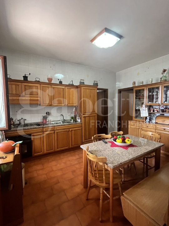 Villa - Image 3