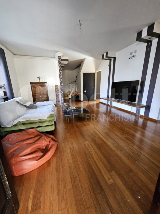Villa - Image 19