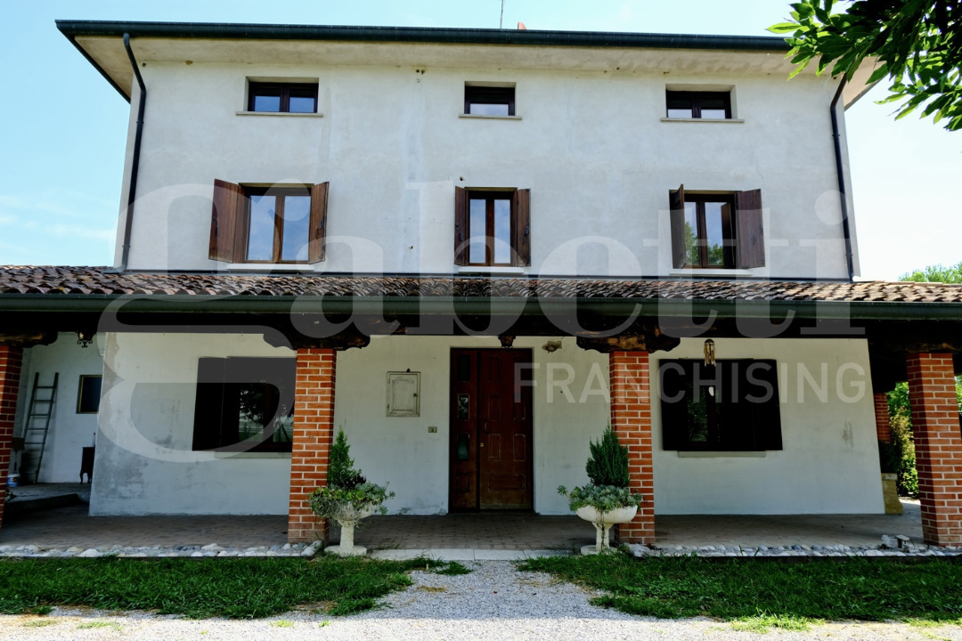 Villa - Image 3