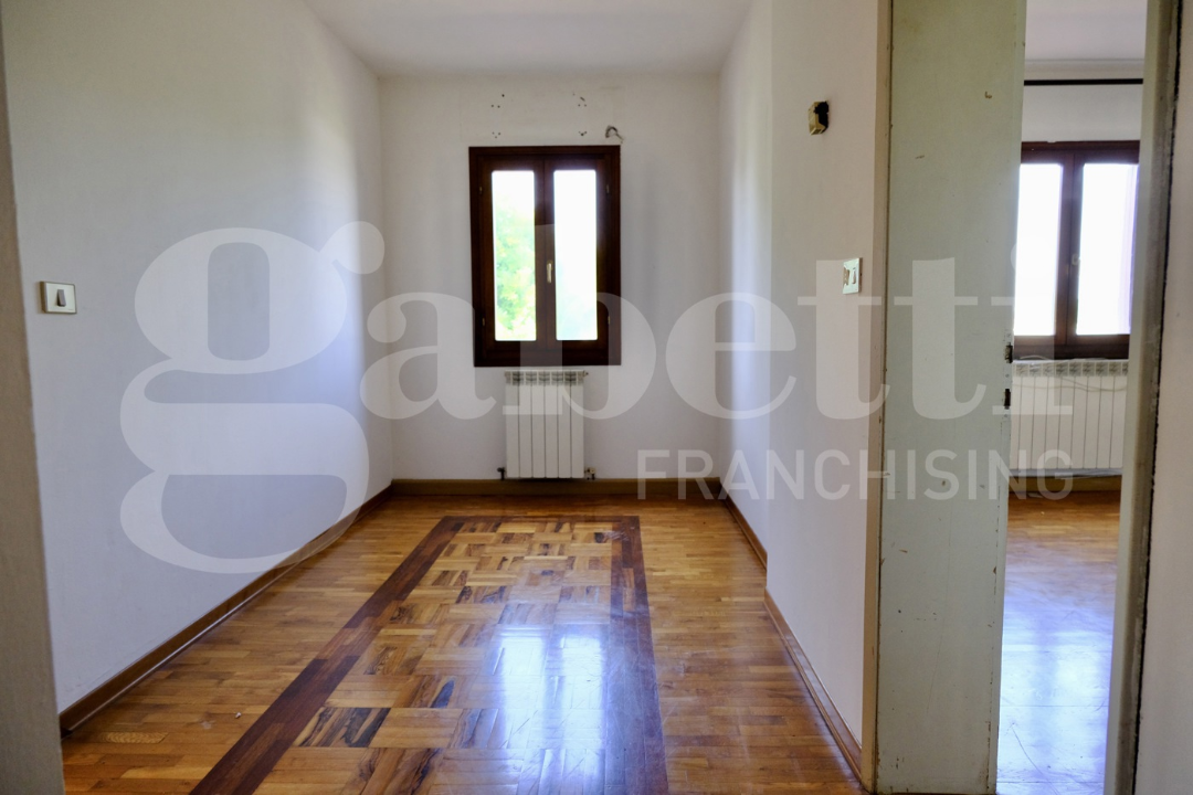 Villa - Image 18