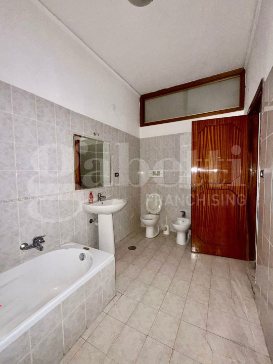 Ufficio - Image 13