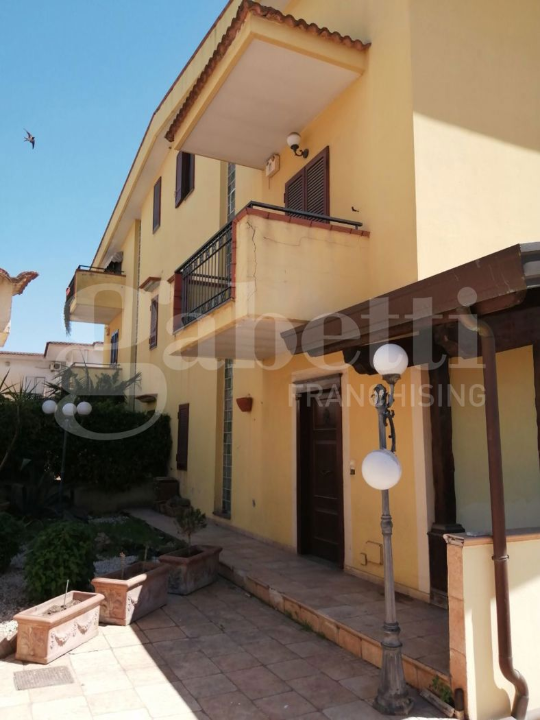 Villa - Image 4