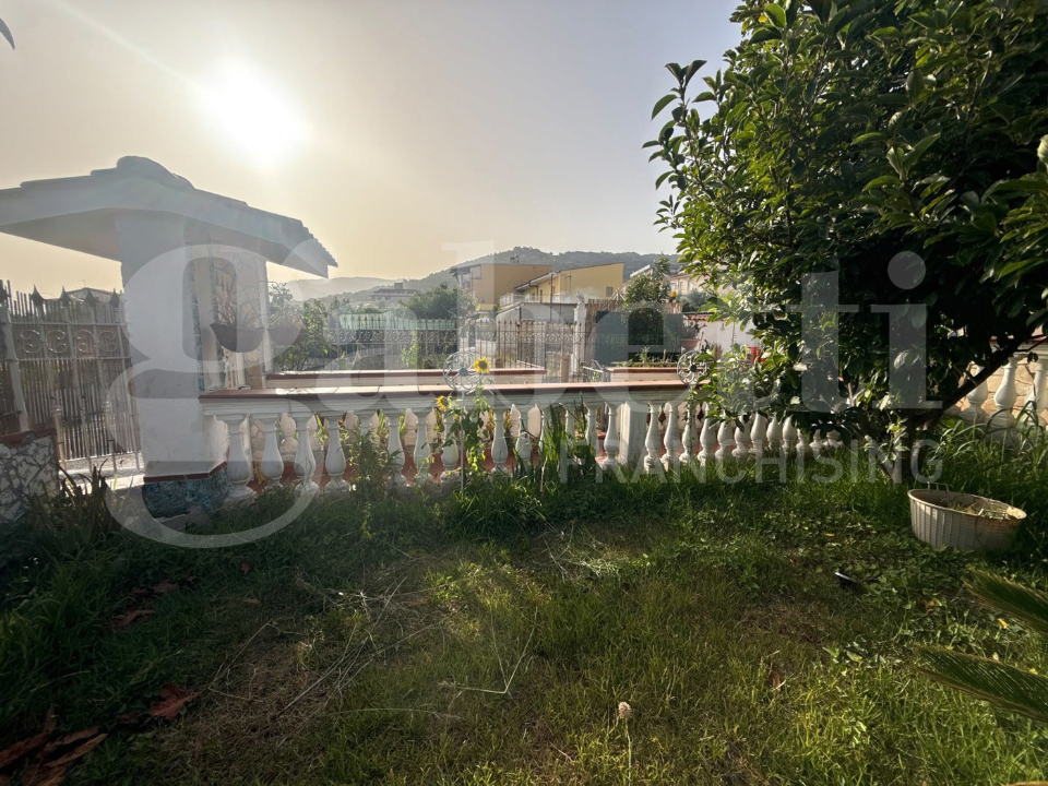 Villa - Image 4
