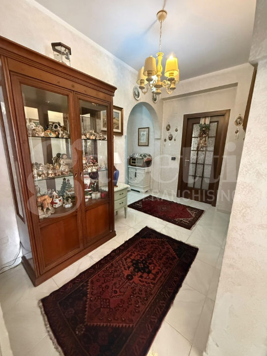 Villa - Image 16