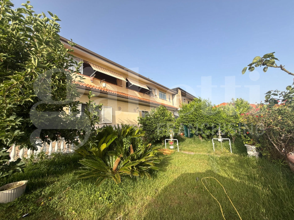 Villa - Image 8