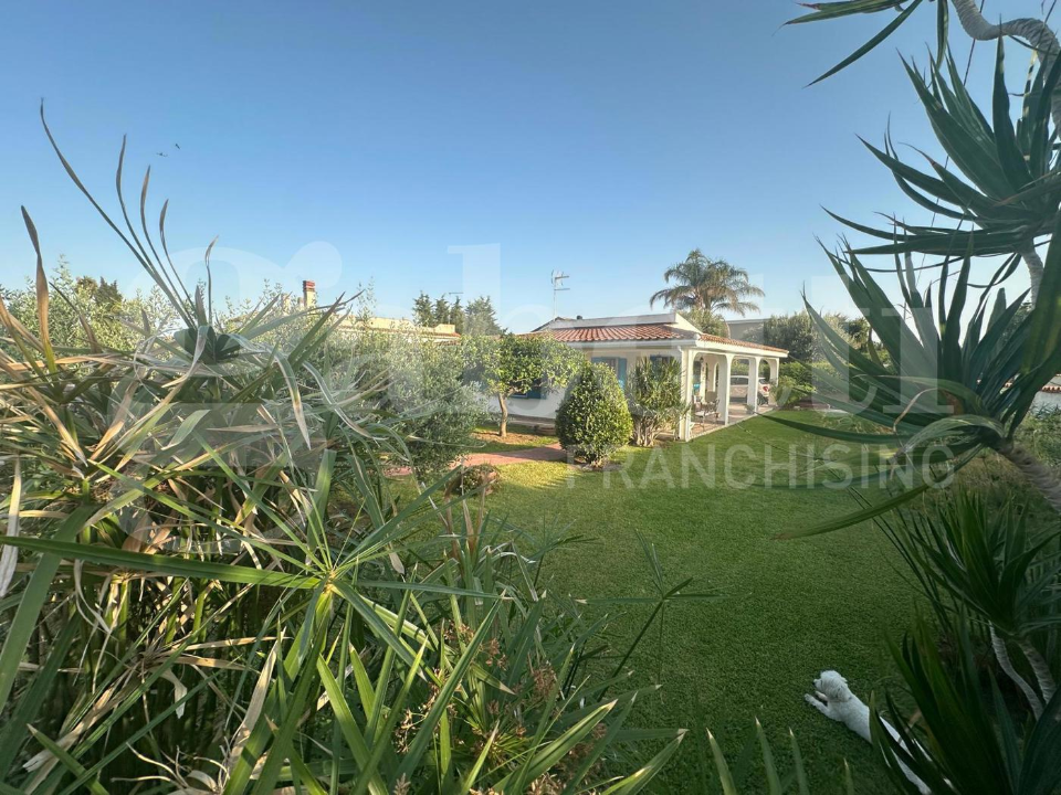 Villa - Image 1