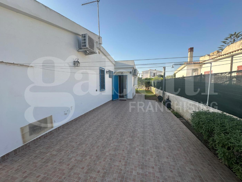 Villa - Image 4
