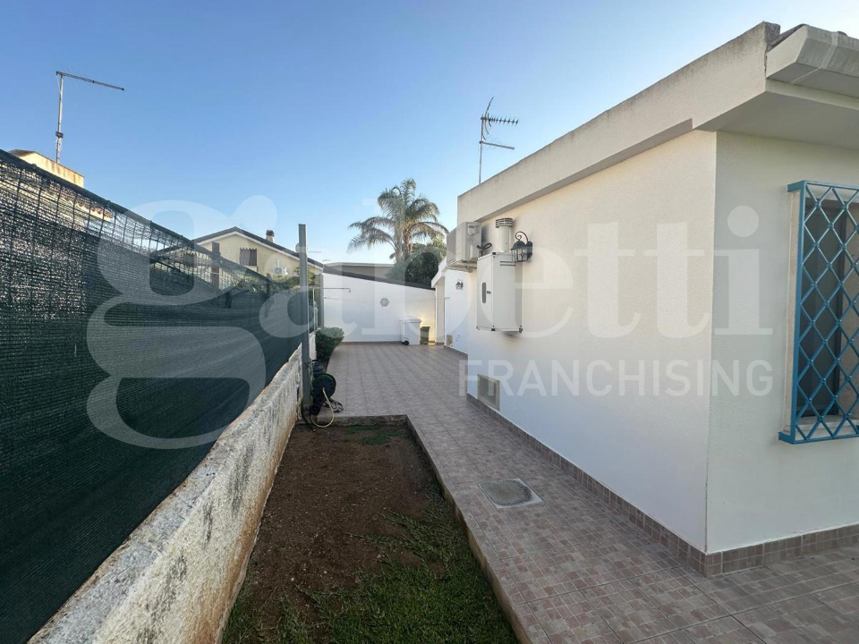 Villa - Image 5