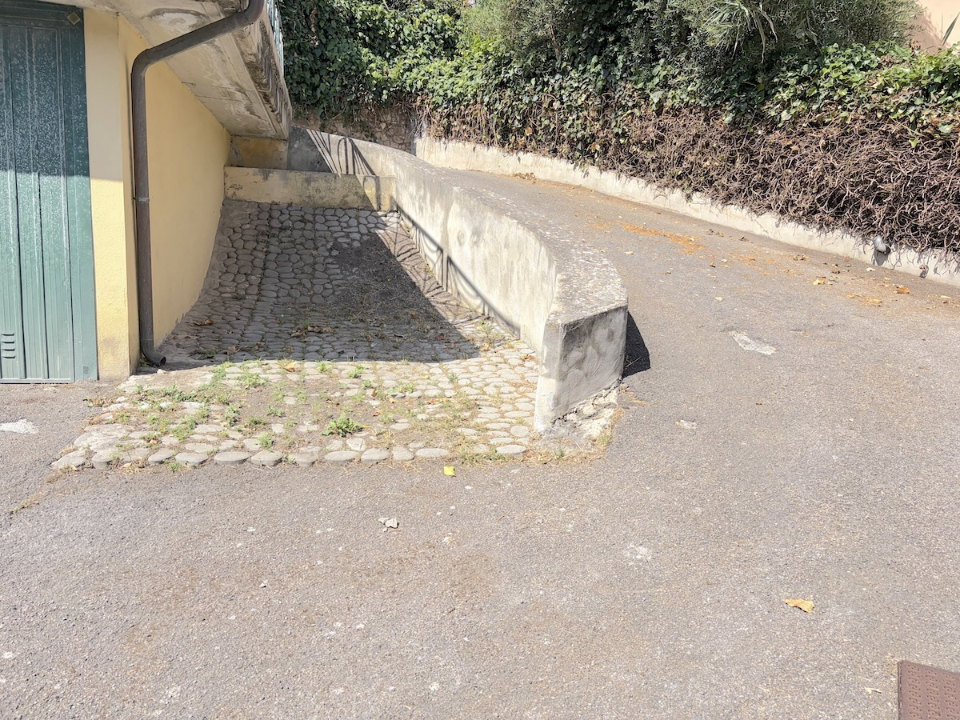 Box - Image 9