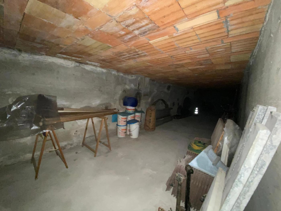 Capannone - Image 20