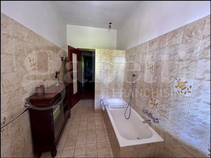 Villa - Image 22