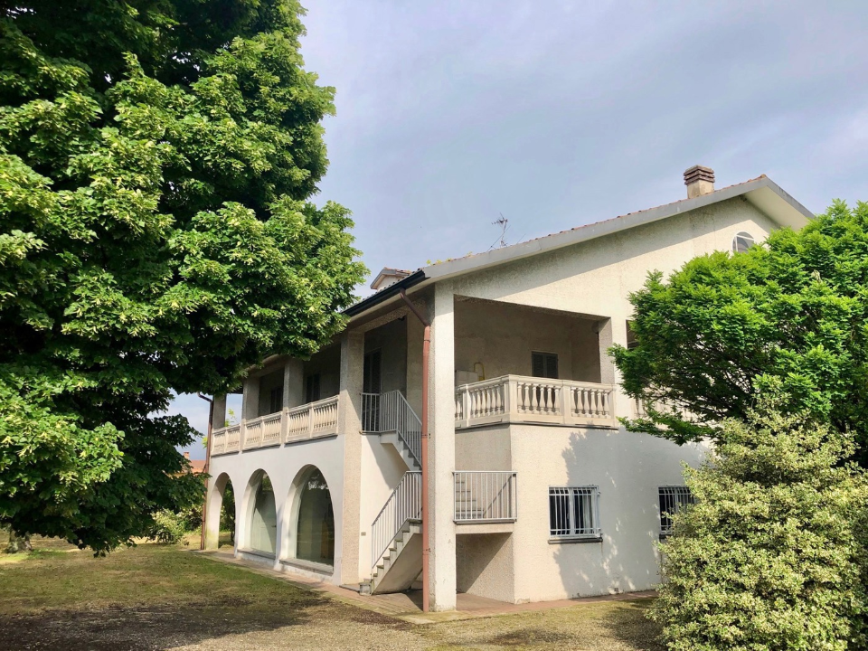 Villa - Image 4