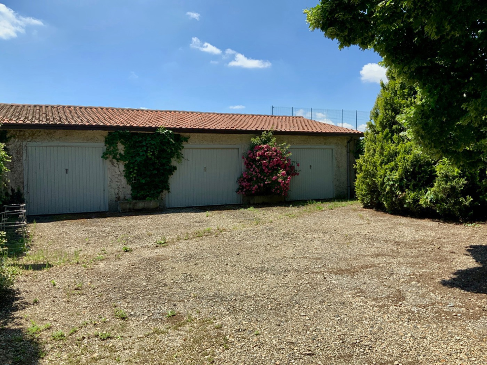 Villa - Image 28