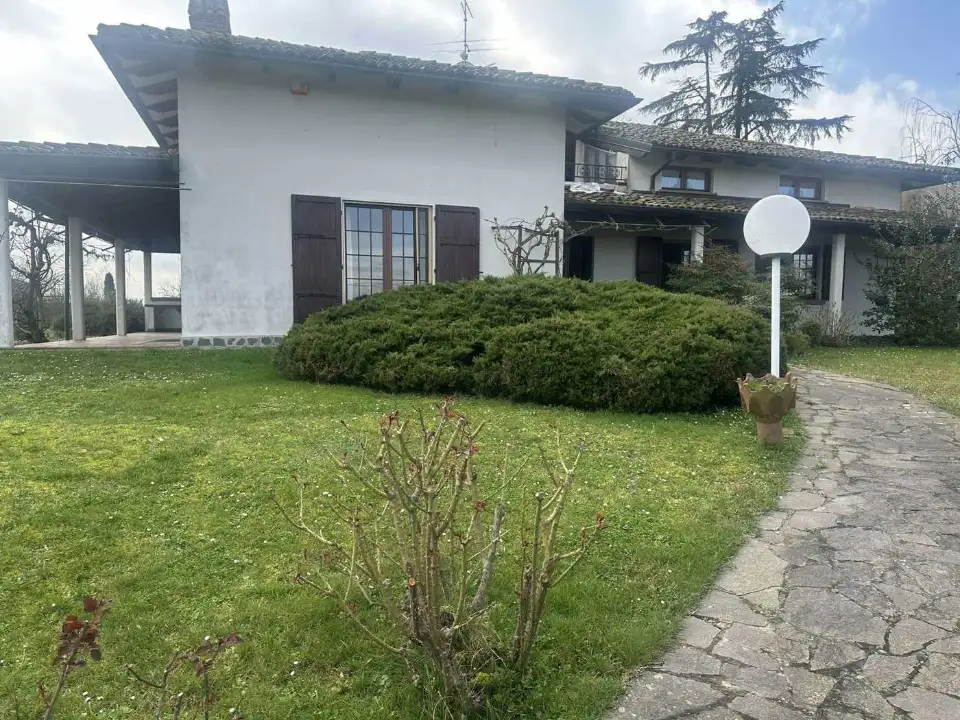 Villa - Image 11