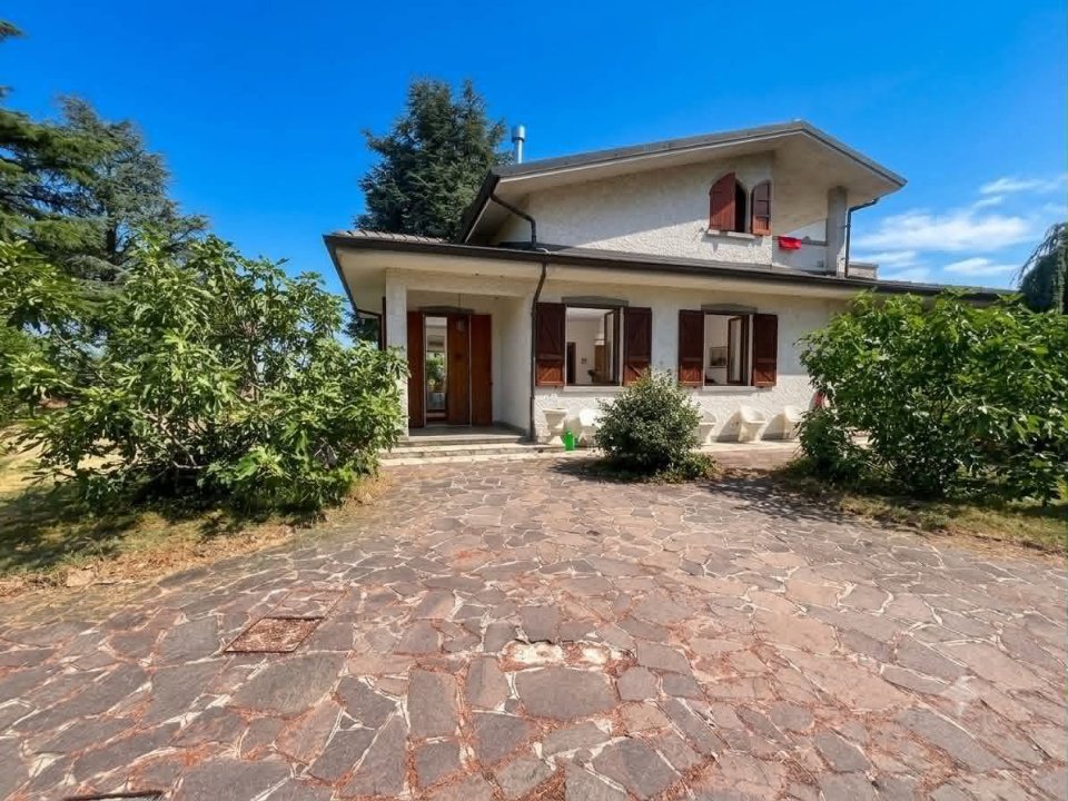 Villa - Image 3