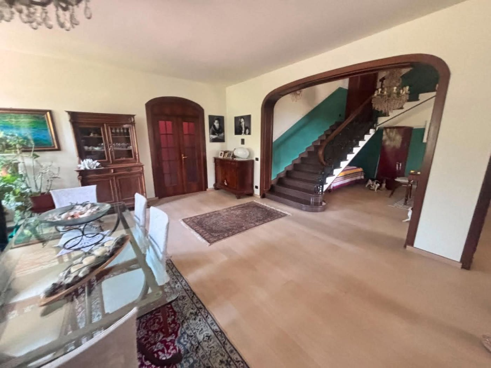 Villa - Image 18