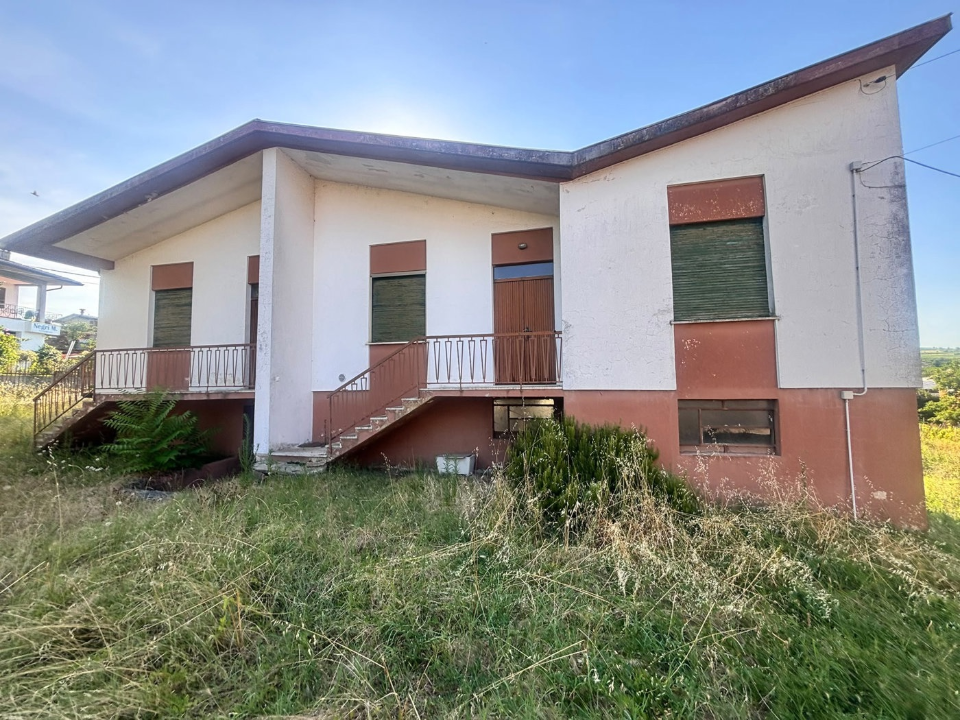 Villa - Image 12