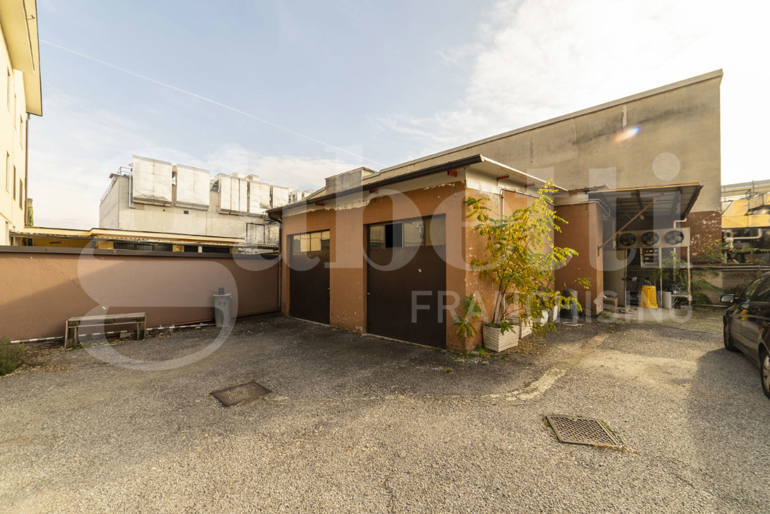 Palazzina - Image 39