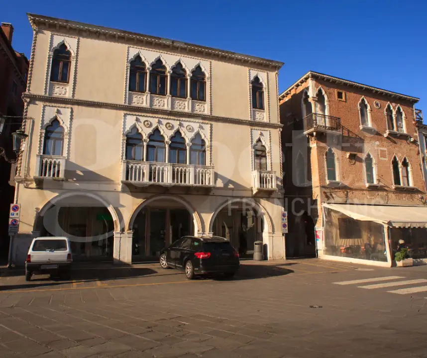 Palazzina - Image 11