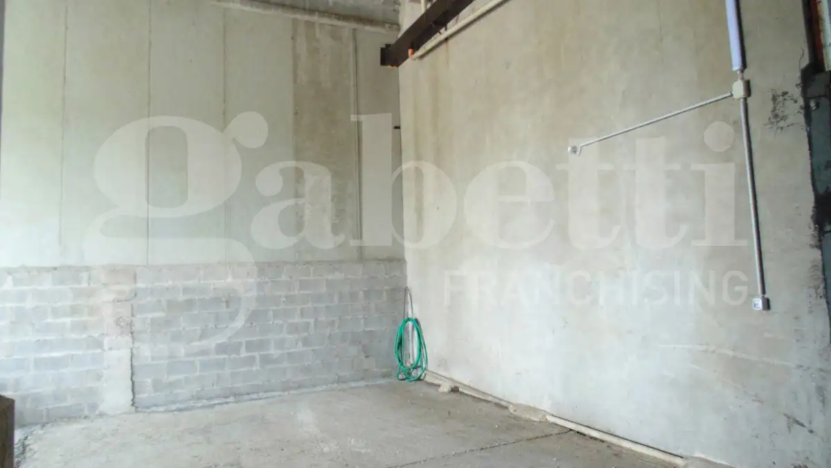 Capannone - Image 18